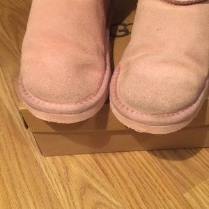 UGG Shoes - Pink girls Ugg boots with bows, worn UGG Shoes - Pink girls Ugg boots with bows, worn